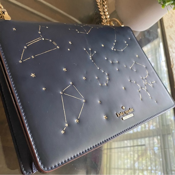 SOLD ON CURTSY - Picture 4 of 15